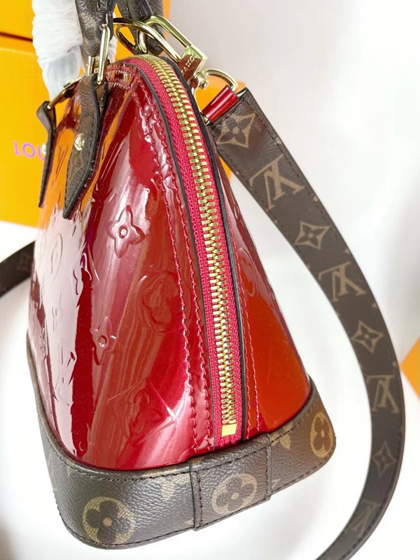 ルイヴィトンバッグ素材ディテール